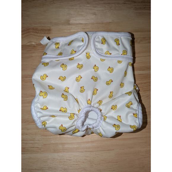 Pet Magasin Polyester Ducky Print Dog Diaper Waterproof Lining Size S/M Fits Pug - Picture 1 of 8